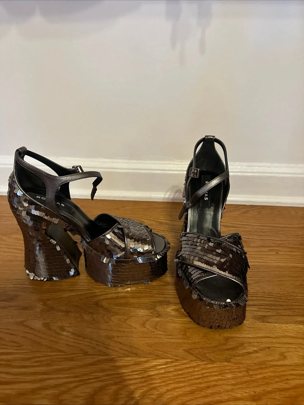 Robert Clergerie brand new